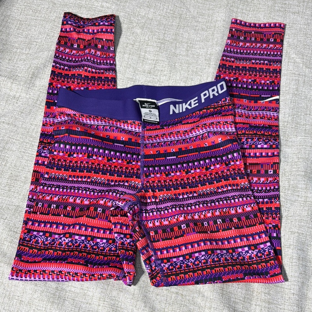 BUNDLE!!! Nike Dri-fit activewear set! Size M. Like new condition